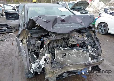 2015 Honda Fit Ex/Ex-L z USA, uszkodzony, nr VIN 3HGGK5H85FM738450